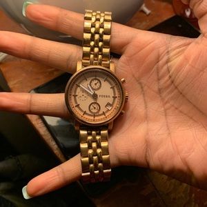 Fossil rose gold watch